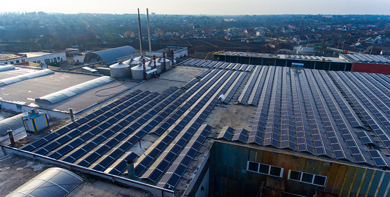 Solarkollektoren Industriedach